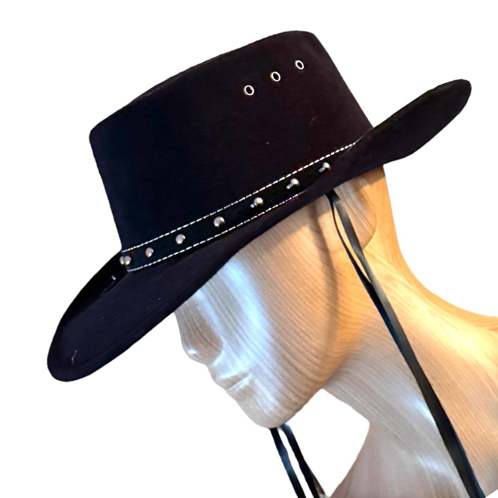 Black Vintage Southwestern Studded Women's cowboy Hat